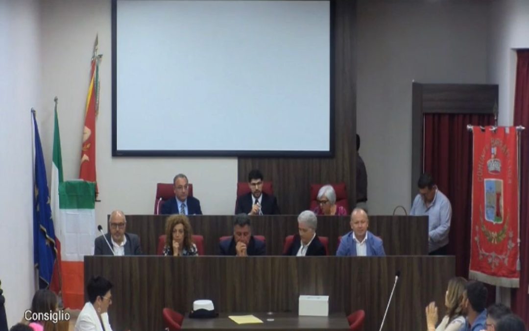 Barrafranca, l’avvocato Kevin Cumia è stato eletto Presidente del consiglio comunale