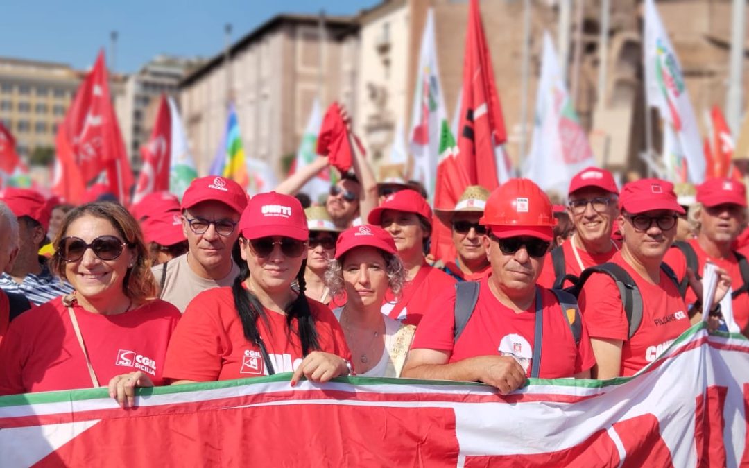 Cgil, una folta delegazione ennese va a manifestare a Roma