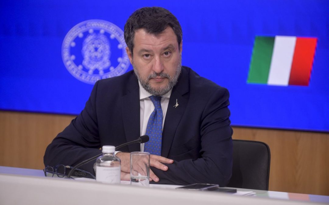 Codice della strada, via libera della Camera. Salvini “Grande soddisfazione”