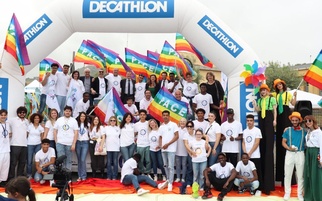 Si è svolto ad Enna il Festival degli aquiloni “Multicultura in gioco”