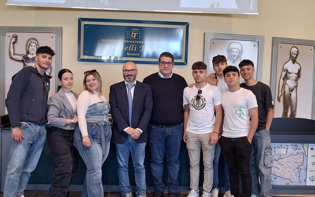 Al Fratelli Testa di Nicosia l’incontro sulla legalità in ricordo delle vittime di Capaci