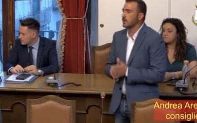 Piazza Armerina, toni accesi e insulti in consiglio comunale