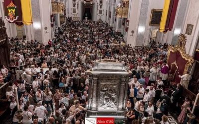 Piazza Armerina, città gremita di fedeli per Maria S.S. delle Vittorie e… incidente di percorso