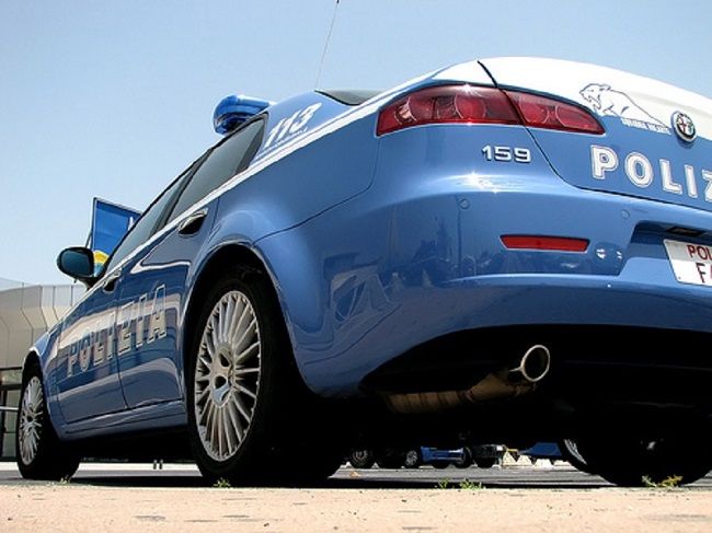 Stroncato spaccio e traffico di droga, 24 arresti a Messina Stroncato spaccio e traffico di droga, 24 arresti a Messina