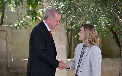 Meloni sente Erdogan, preservare l’unità territoriale della Siria