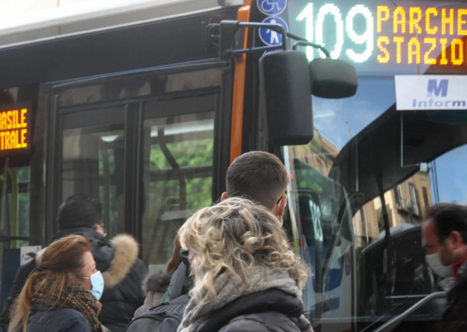 Sindacati proclamano sciopero del personale Amat, l’1 marzo fermi bus e tram a Palermo Sindacati proclamano sciopero del personale Amat, l’1 marzo fermi bus e tram a Palermo