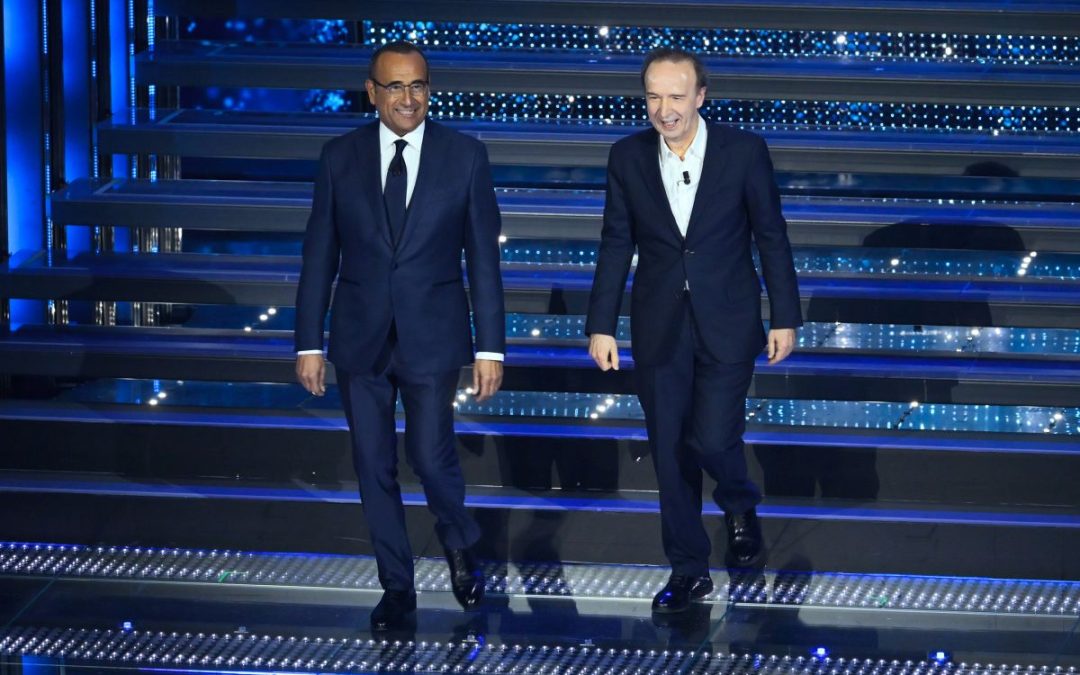 Benigni “Musk guarda Sanremo e vota…Giorgia”, omaggio a Mattarella
