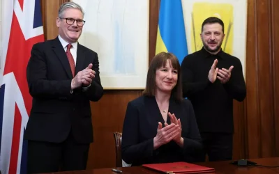 Zelensky “Accordo con Gran Bretagna per prestito per rafforzare capacità difesa Ucraina”