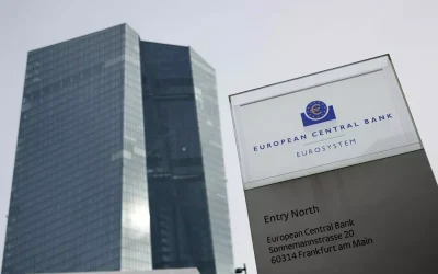 Bce “La crescita dell’Eurozona frenata dal manifatturiero”