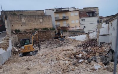 Leonforte, iniziati i lavori per il nuovo asilo nido: sorgerà nell’ex macello