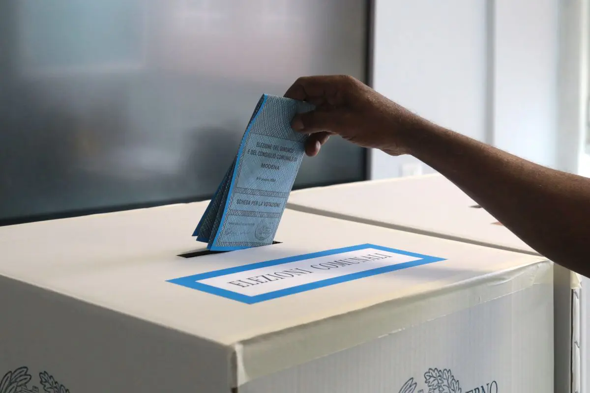 Amministrative, comuni al voto il 25-26 maggio. Eventuali ballottaggi 8-9 giugno Amministrative, comuni al voto il 25-26 maggio. Eventuali ballottaggi 8-9 giugno
