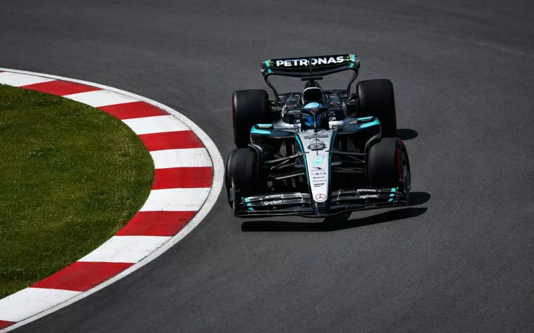 Verstappen e Russell più veloci nelle libere in Canada, Leclerc a muro