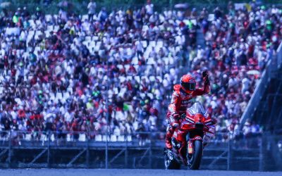 Marc Marquez vince anche la sprint del Mugello, Bagnaia terzo