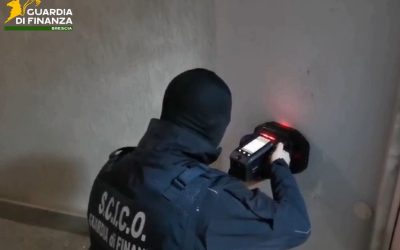 Traffico di droga, estradato dagli Emirati Arabi latitante albanese