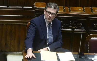 Giorgetti alle banche “Fare sistema per vincere le sfide del Paese”