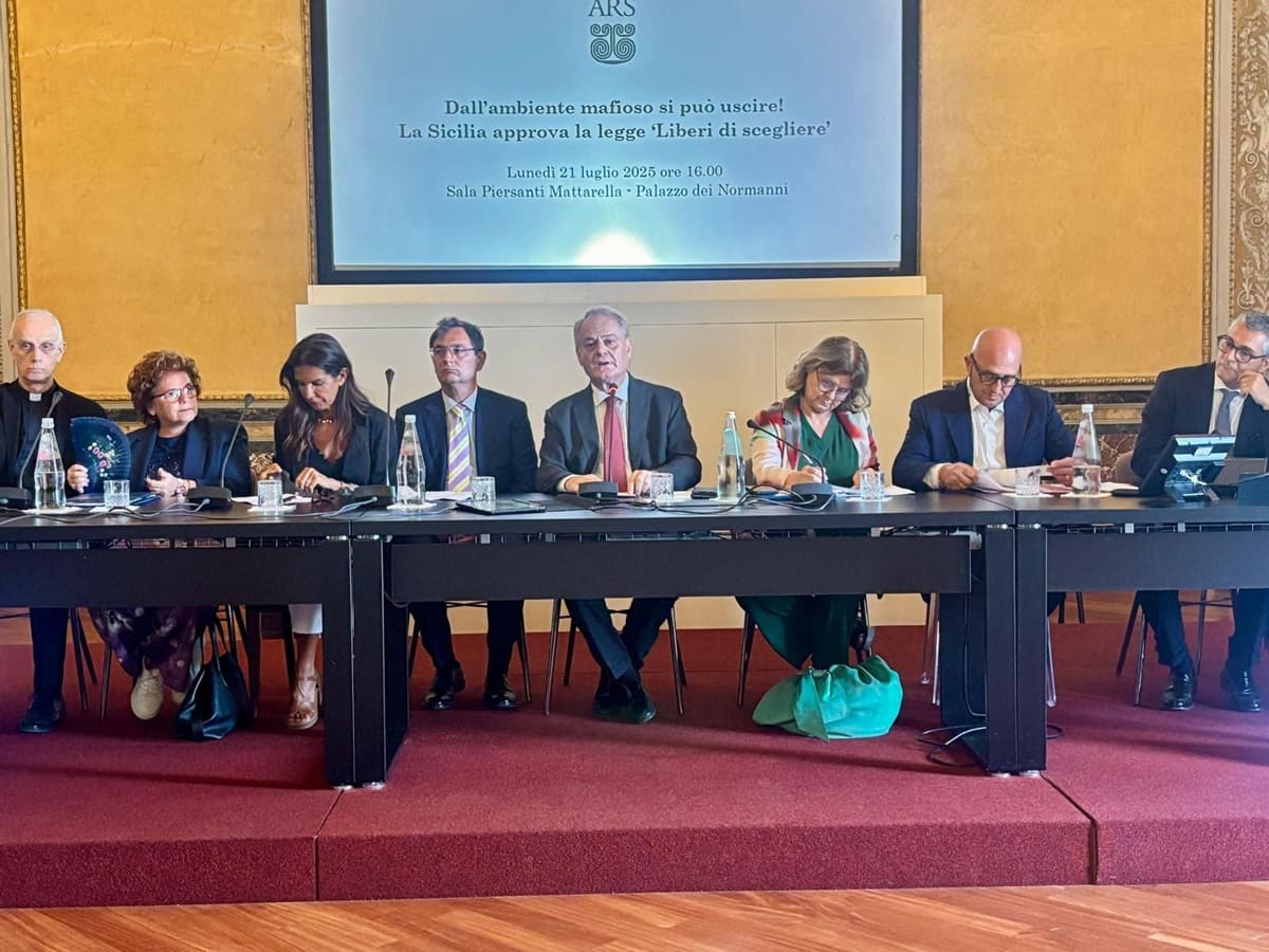 “Liberi di scegliere”, in Sicilia una legge contro la cultura mafiosa “Liberi di scegliere”, in Sicilia una legge contro la cultura mafiosa