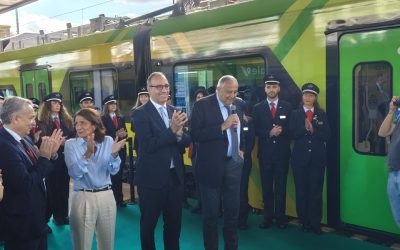 A Palermo due nuovi treni elettrici, Aricò: “La Sicilia è la prima regione d’Italia per numero di treni” / Video