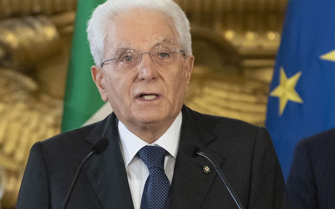 Lavoro, Mattarella “La questione salariale non può essere elusa”