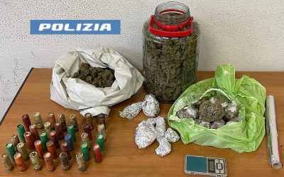 Sequestro di droga e munizioni a Catania, erano nascoste sul tetto di uno stabile del quartiere Villaggio Zia Lisa