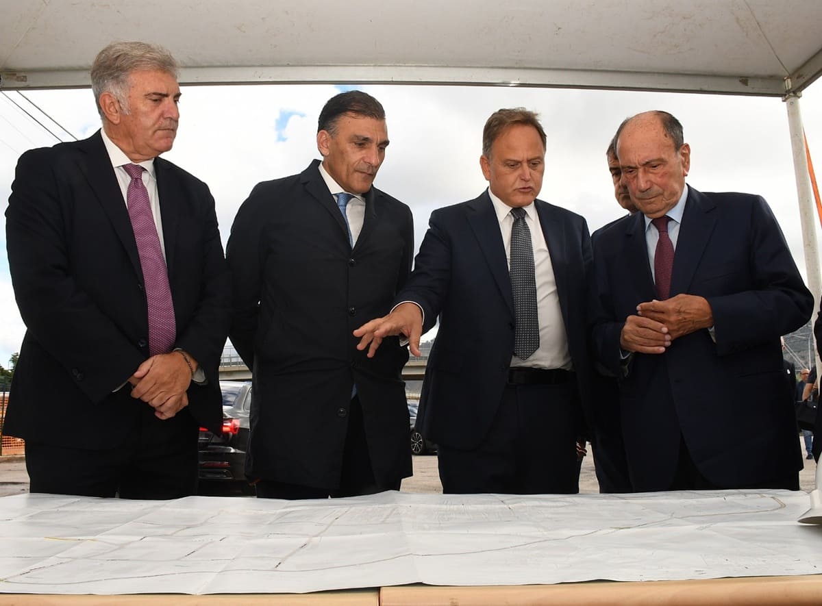Sopralluogo di Schifani nel cantiere dell’area industriale di Carini “Esempio virtuoso di utilizzo risorse FSC” / Video