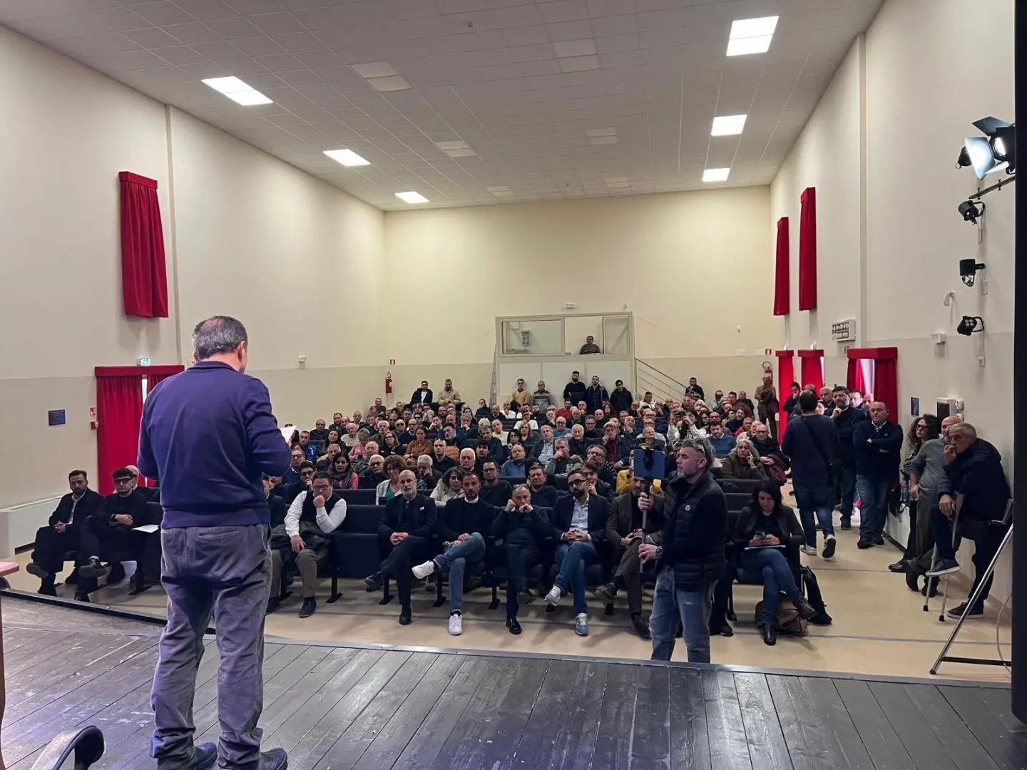 Raddoppio ferroviario Giampilieri-Fiumefreddo, De Luca ai sindaci “Serve un documento unitario”