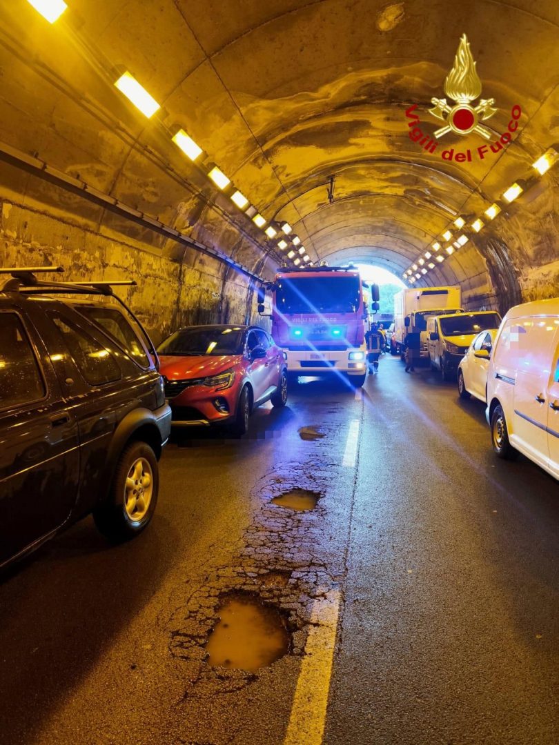 Maxi tamponamento sull’A20 Messina-Palermo, coinvolti 80 veicoli / Video