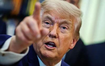 Trump “Iran ha abbattuto elicottero Apache sullo Stretto di Hormuz, risponderemo”