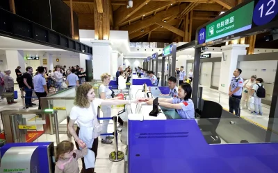 Cina perfezionerà i programmi di transito e ingresso senza visto