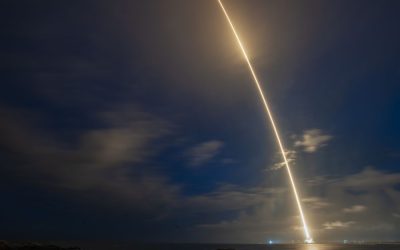 Cina, lanciato nello spazio un nuovo satellite per la trasmissione dati