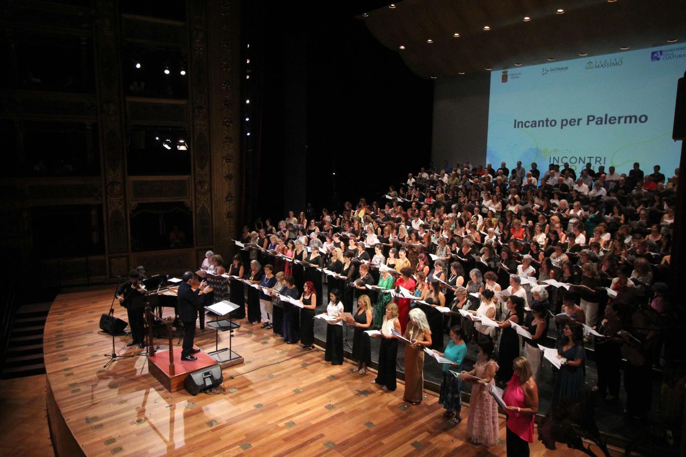 Grande successo per il debutto del coro cittadino “InCanto per Palermo” al Teatro Massimo