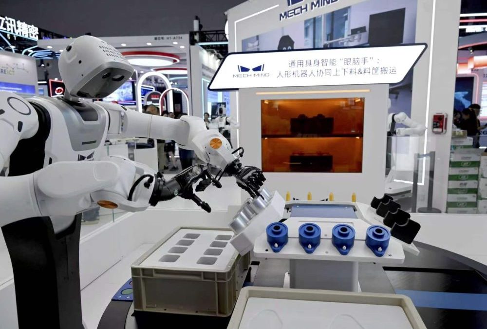 Cina, il settore IA cresce del 40% nel 2025