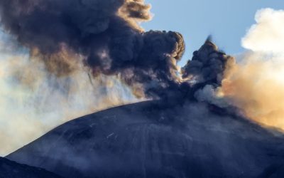 Etna in eruzione, a Catania stop ai voli fino alle 15 di Ferragosto
