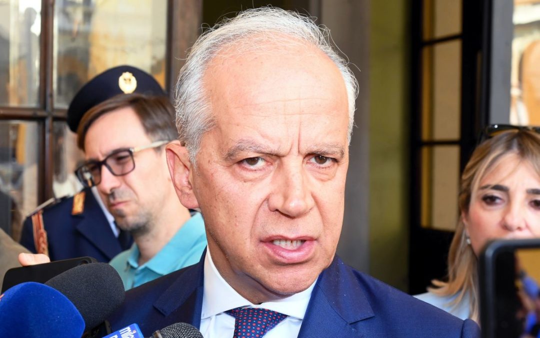 Immigrazione, Piantedosi “Dal 15 agosto rivaluteremo stop a Schengen con Spagna”