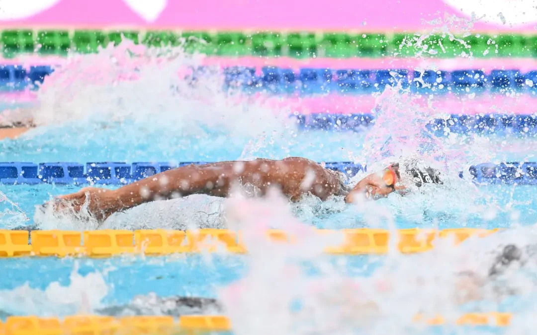 Italia argento nella 4×100 stile libero donne agli Europei di Parigi