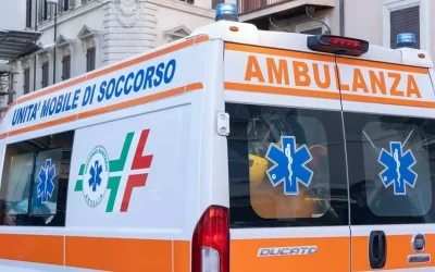 Scontro tra un camion e una moto a Palermo, morto 28enne