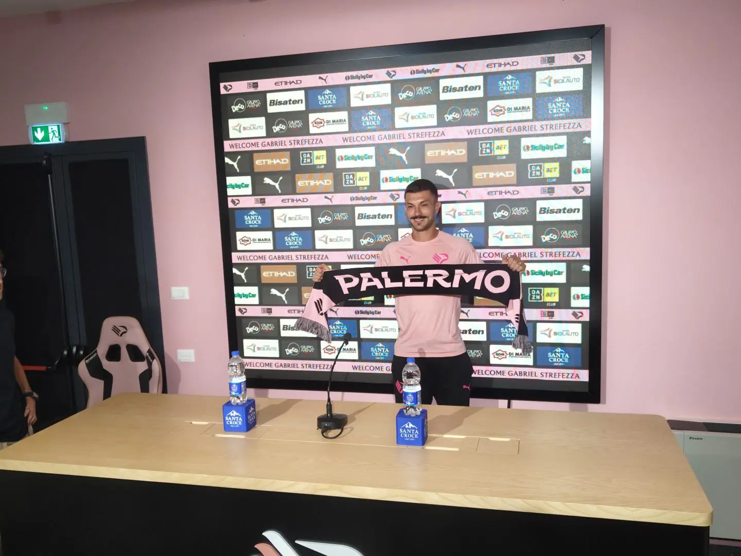 Palermo, ecco Strefezza: “Da subito innamorato del progetto, presto sarò al 100%”