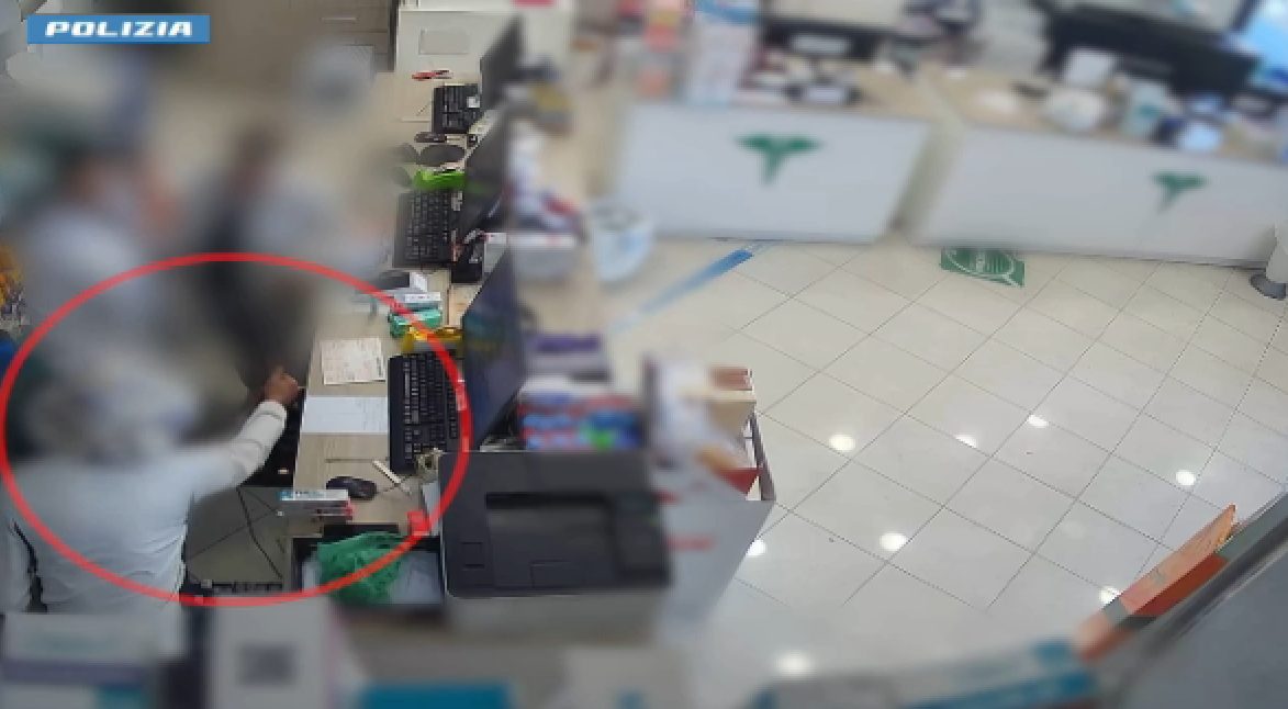 Rapinò una farmacia a Catania armato di taglierino, un arresto