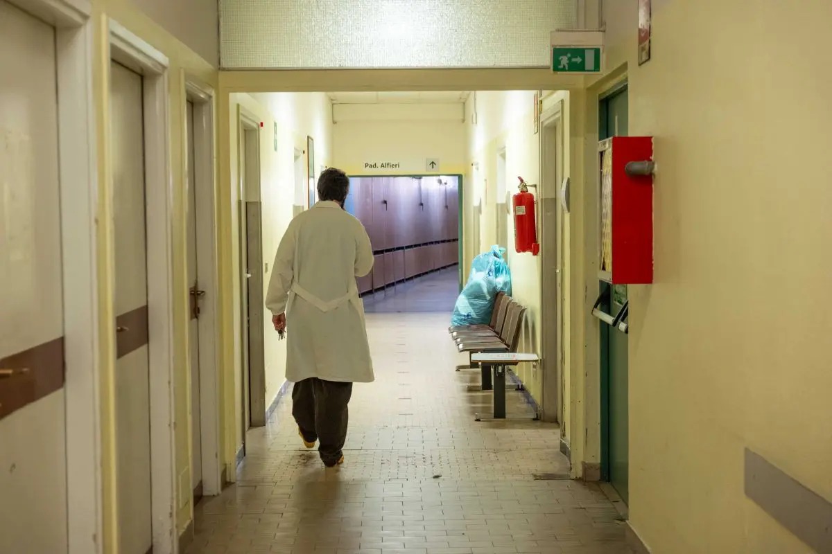 Bimba morta per difterite a Palermo, i genitori denunciano gli ospedali