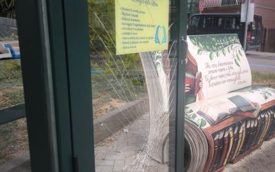 Piazza Armerina, atti vandalici alla bibliocabina FIDAPA di piazza Boris Giuliano