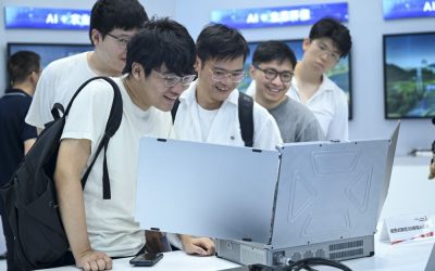 Cina, gli utenti dell’IA generativa superano quota 700 milioni