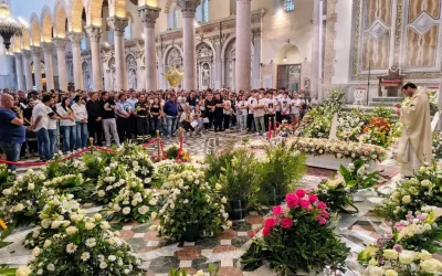 A Messina lacrime e commozione per l’ultimo saluto a Rebecca Galli, la 17enne morta in un grave incidente